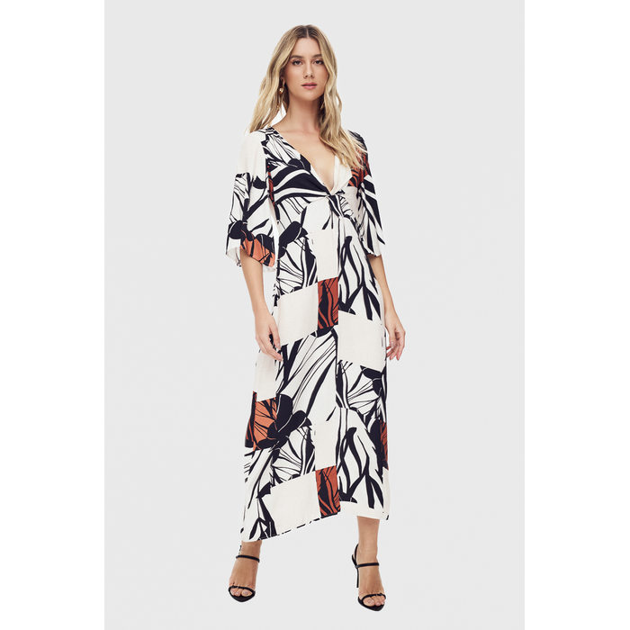 Vestido Flor de Lis Viscose Decote V Detalhe Drapeado Manga Curta Estampa Flores Fechamento Posterio