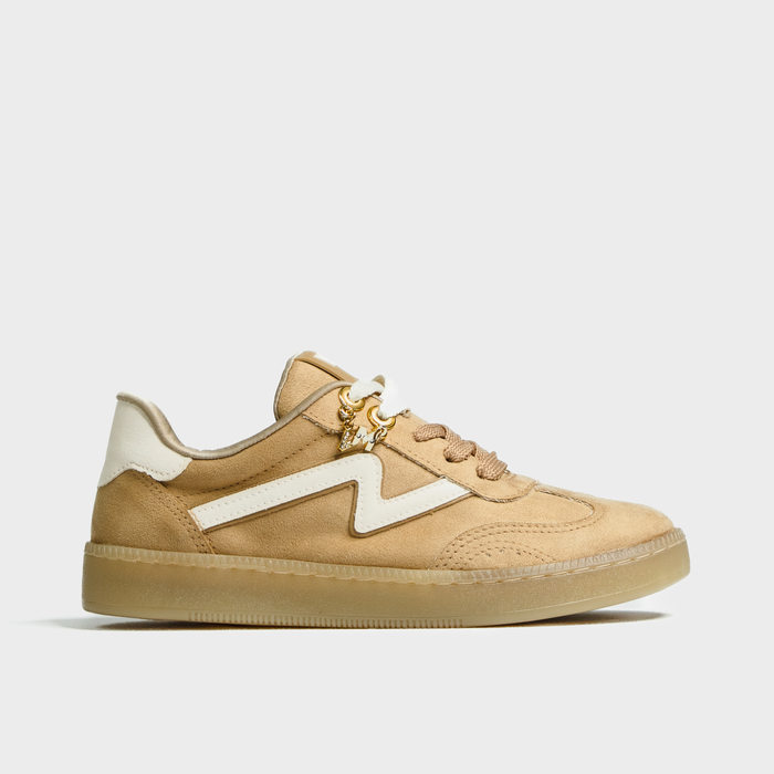 Tênis Via Marte Camurça Lateral Pingente Logo Acompanha Dois Cadarço Bege