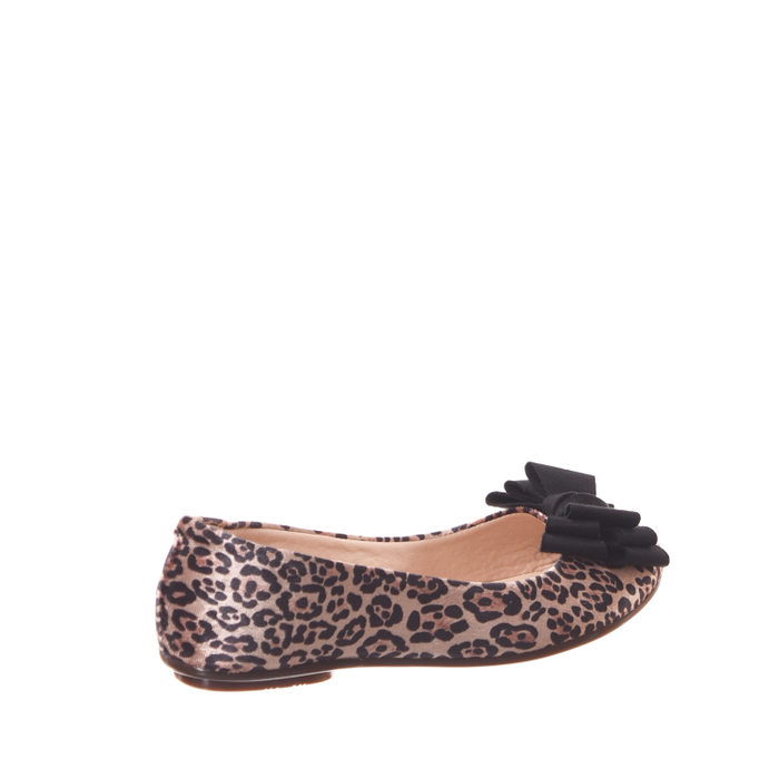 Sapatilha Moleca Veludo Estampa Onça Detalhe Laço Bege e Preto