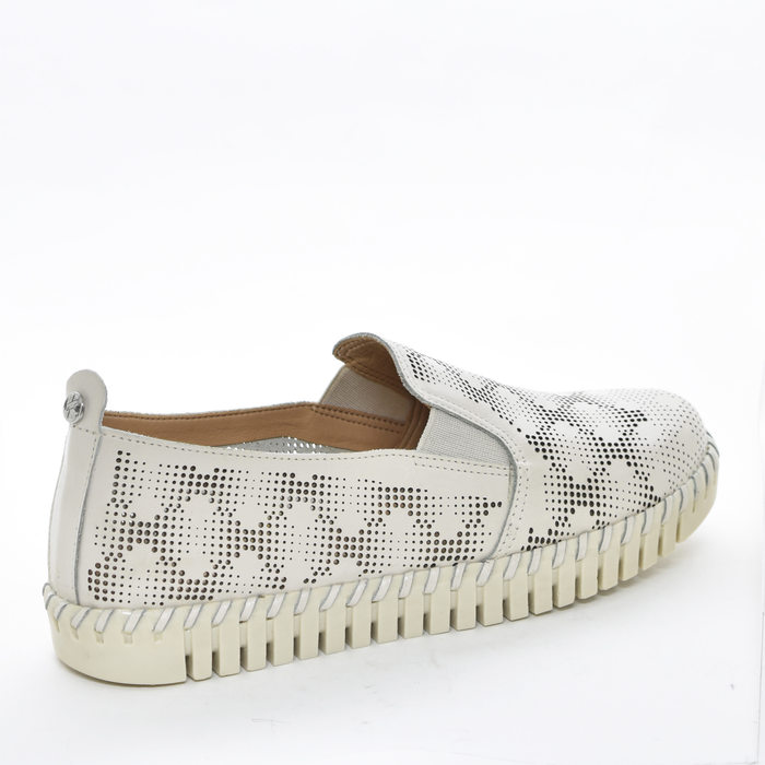 Tênis Slip-On Bottero Couro Microperfuros Trabalhado Solado Tratorado Off White