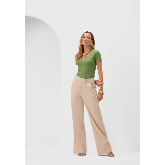 Blusa Lunender Viscose Elastano Malha Canelada Decote V Manga Curta Básica Off White