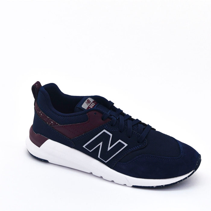 Tênis Jogger New Balance Lifestyle Tela Detalhe Nobuck Azul Marinho e Bordô