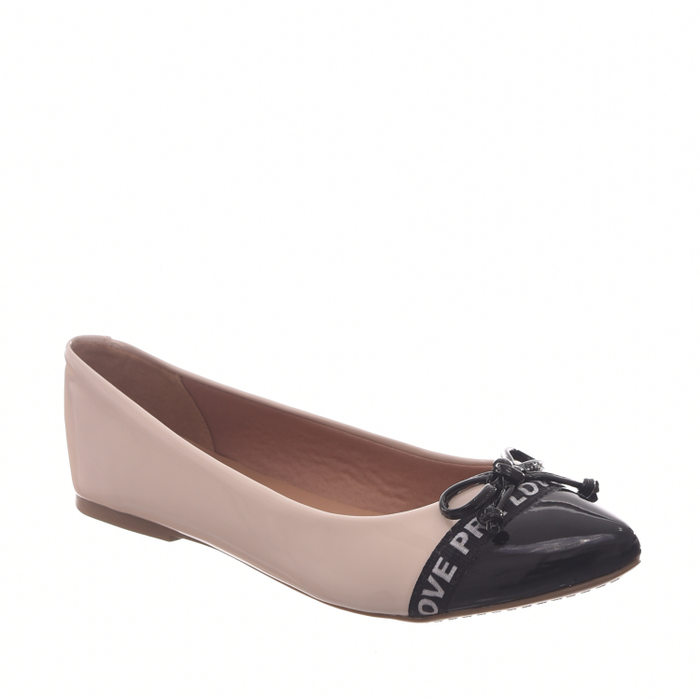 Sapatilha Sua Cia Bico Fono Verniz Bege Biqueira Preta