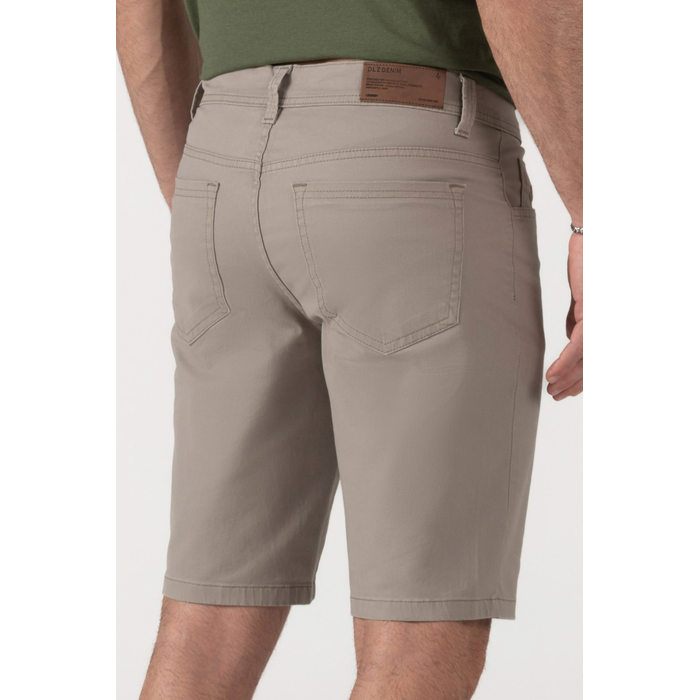 Bermuda Dlz Slim Algodão Liocel com Bolso Aplicação Bordado Logo Marrom