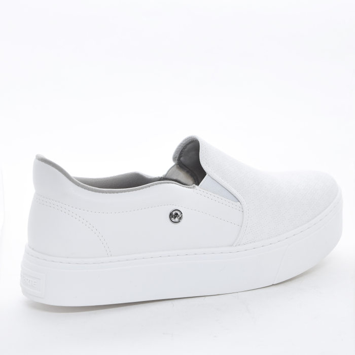 Tênis Slip-On Via Marte Flatform Microperfuros Lateral Elástico Branco
