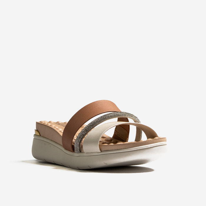 Tamanco Modare Ultra Conforto Palmilha Massageadora Tira Aplicação Strass Off White