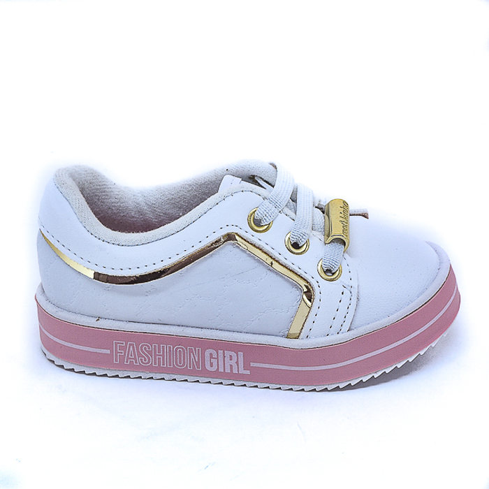 Tênis Molekinha Filete Dourado Detalhe Matelassê Coração Solado Tratorado Branco e Rosa