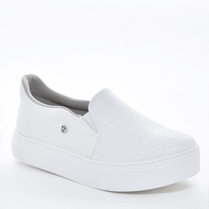 Tênis Slip-On Via Marte Flatform Microperfuros Lateral Elástico Branco