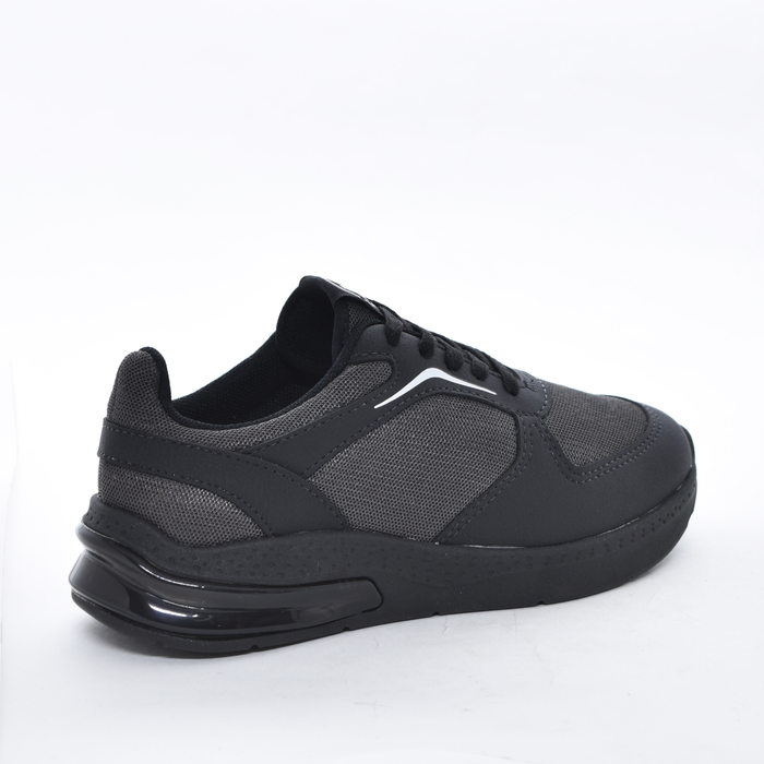 Tênis Jogger Molekinho Tela com Recortes Solado em Gel Preto