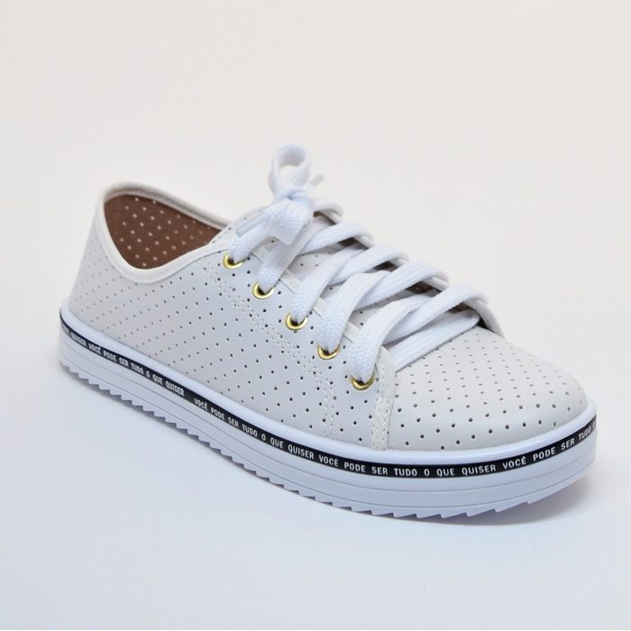 TÊNIS MOLECA SOLADO TRATORADO DETALHE MICROPERFUROS BRANCO