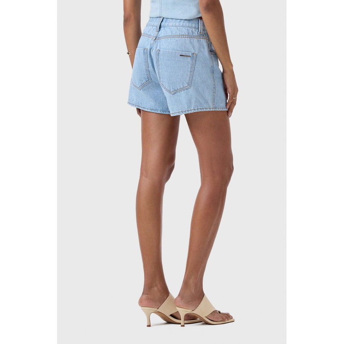 Short Jeans Flor de Lis Mom Algodão com Bolso Azul Claro