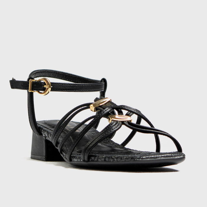 Sandália Ramarim Bico Quadrado Tiras Vazada Aplicação Metal Palmilha Tressê Fechamento Fivela Salto 