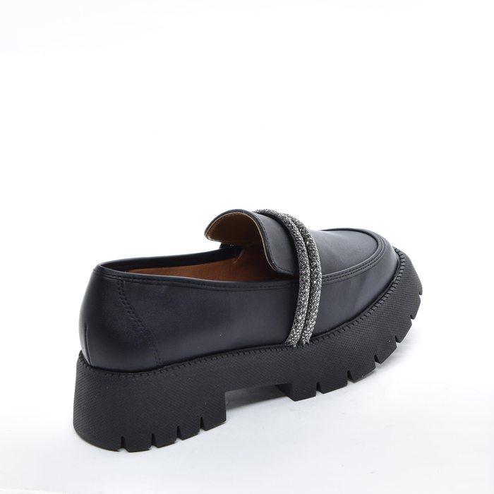 Sapato Mocassim Vizzano Cabedal Duas Tiras com Strass Salto Baixo Solado Tratorado Preto