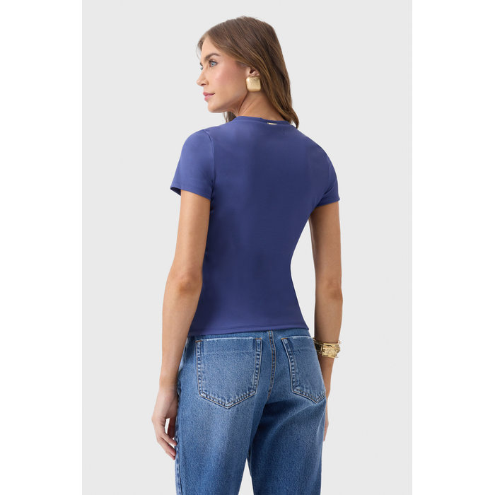 Blusa Flor de Lis Poliamida Elastano Malha Canelada Decote V Manga Curta Lisa Azul