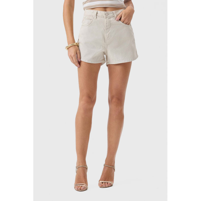 Short Flor de Lis Mom Algodão Liso com Bolso Bege