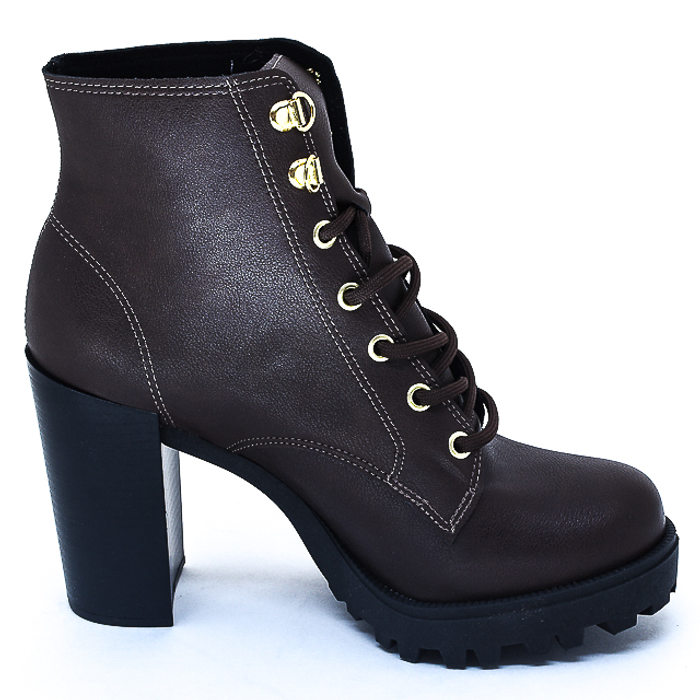 Bota Coturno Moleca Salto Grosso Solado Tratorado Marrom