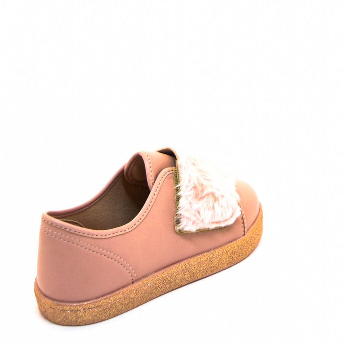 Tênis Molekinha com Fechamento Velcro Detalhe Pelo Rosê