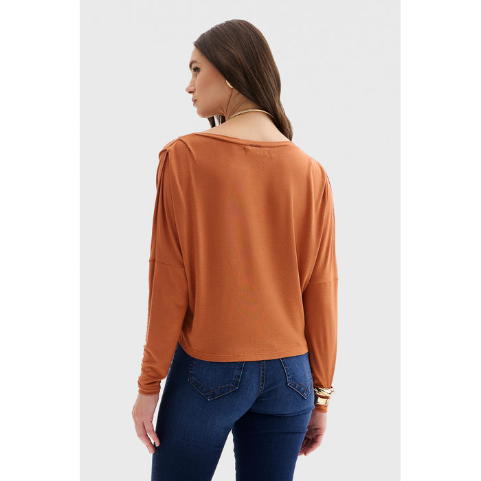 Blusa Flor de Lis Viscose Elastano Manga Longa Lisa Detalhe Pregas Bege