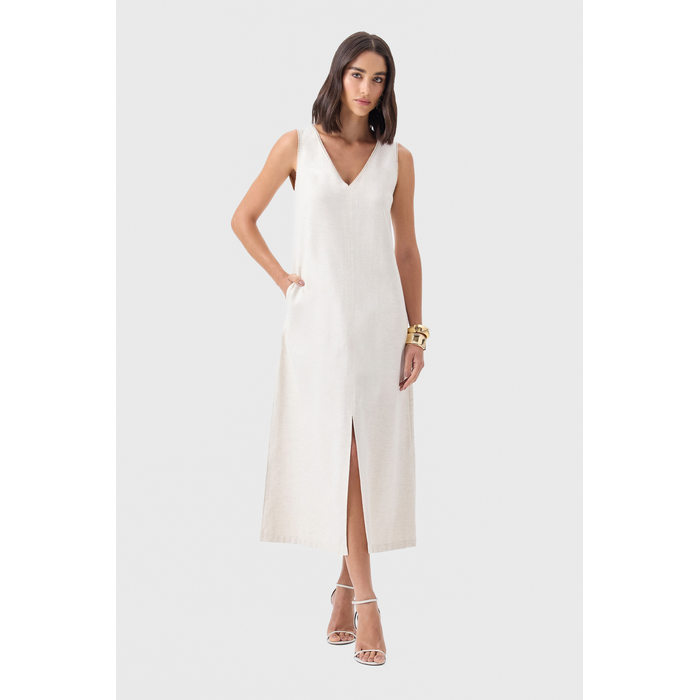 Vestido Midi Flor de Lis AVL  Decote V Bordado Liso Bolso Embutido Fenda Grande Frontal Bege