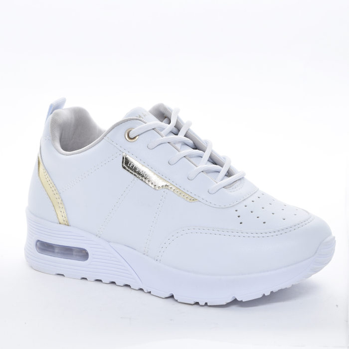 Tênis Jogger Ramarim com Recortes Microperfuros Detalhes Dourado Solado com Gel Tratorado Branco