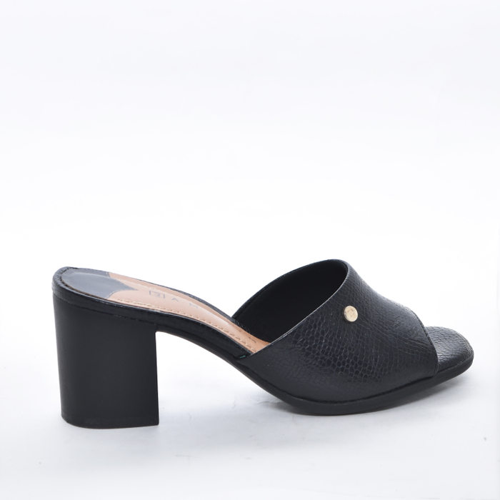 Tamanco Ramarim Cabedal Tira Larga Mini Croco Bico Redondo Salto Médio Preto