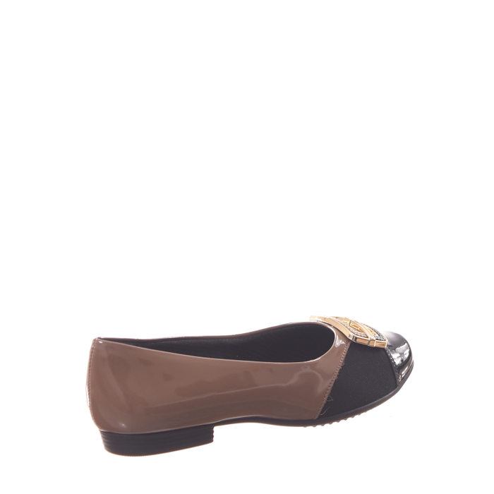 SAPATO PICCADILLY VERNIZ DETALHE FIVELA COM PROTETOR PARA JOANETE PRETO E MARROM
