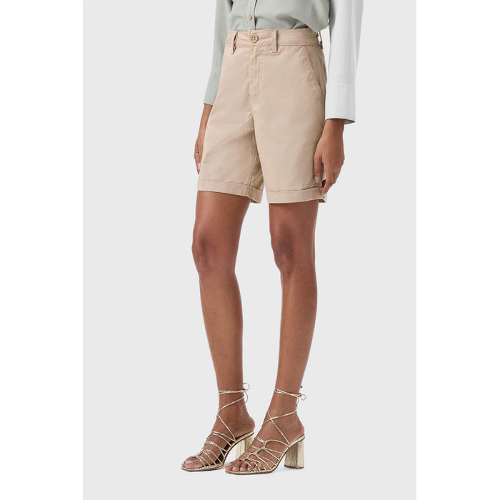 Bermuda Flor de Lis Alfaiataria Algodão Lisa Bolso Faca Barra Dobrada Bege