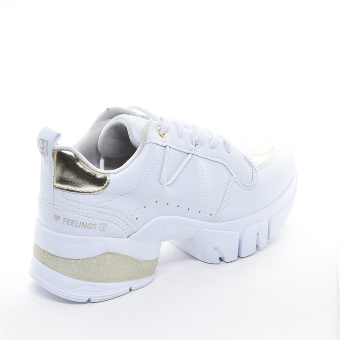 Tênis Chunky Ramarim com Recortes Pesponto Microperfuros Detalhe Escrita Metalizado Dourado Branco