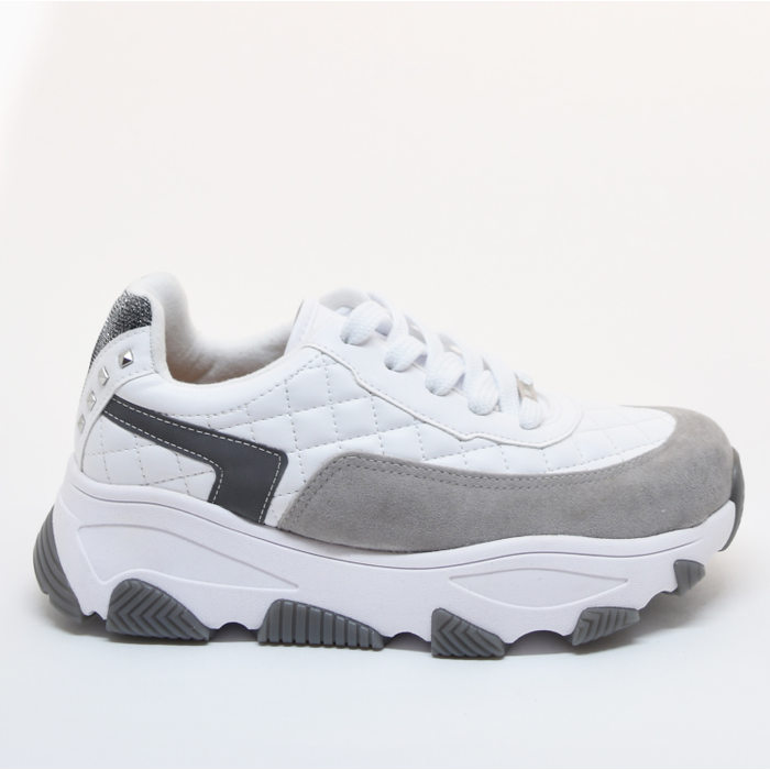 Tênis Chunky Vizzano Matelassê Detalhe Camurça Metal Branco e Cinza