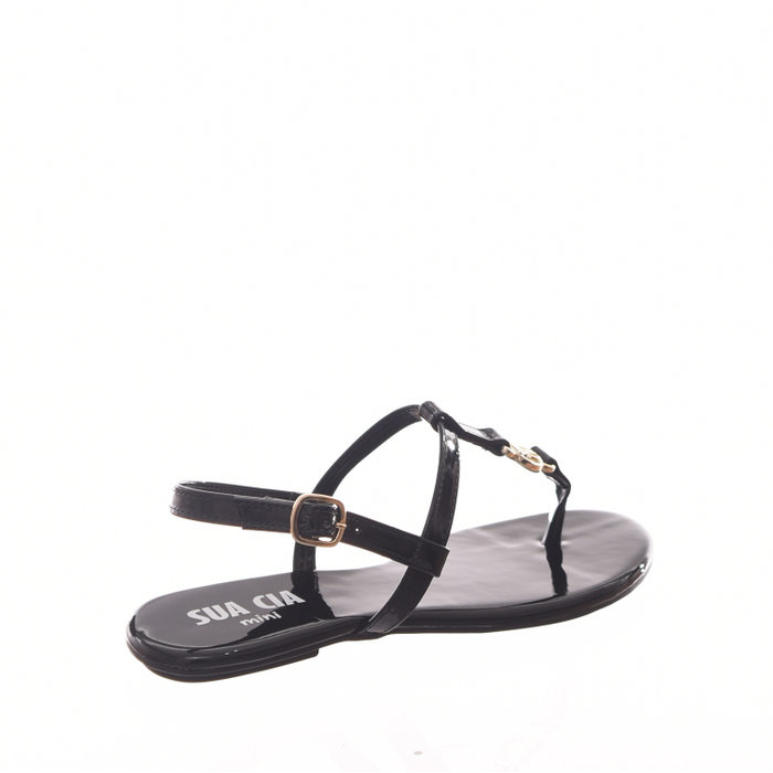 Sandália Rasteira Sua Cia Mini Pingente Logo Verniz Preta