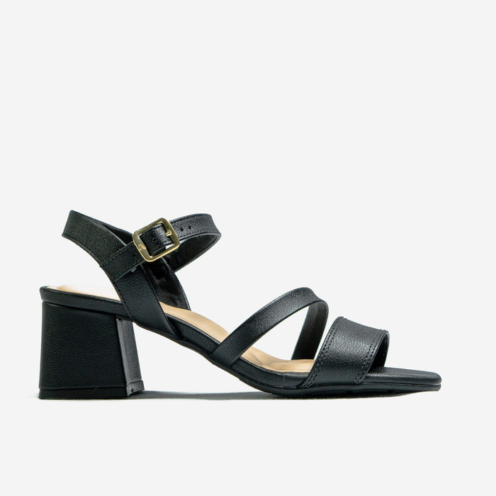 Sandália Modare Ultra Conforto Bico Quadrado Salto Grosso Médio Fechamento Fivelo Preto