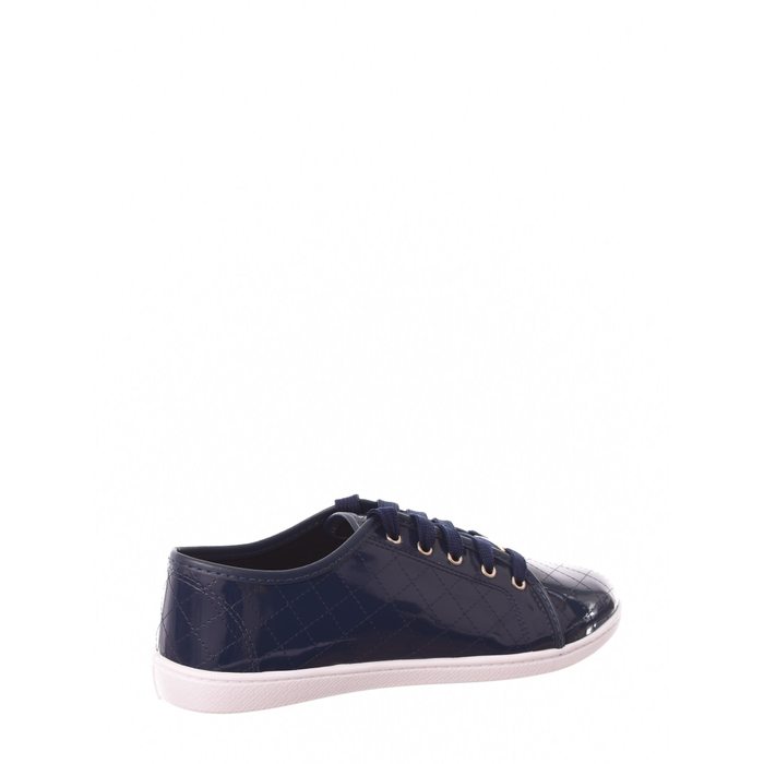 Tênis Moleca Detalhe Costura Verniz Azul Marinho