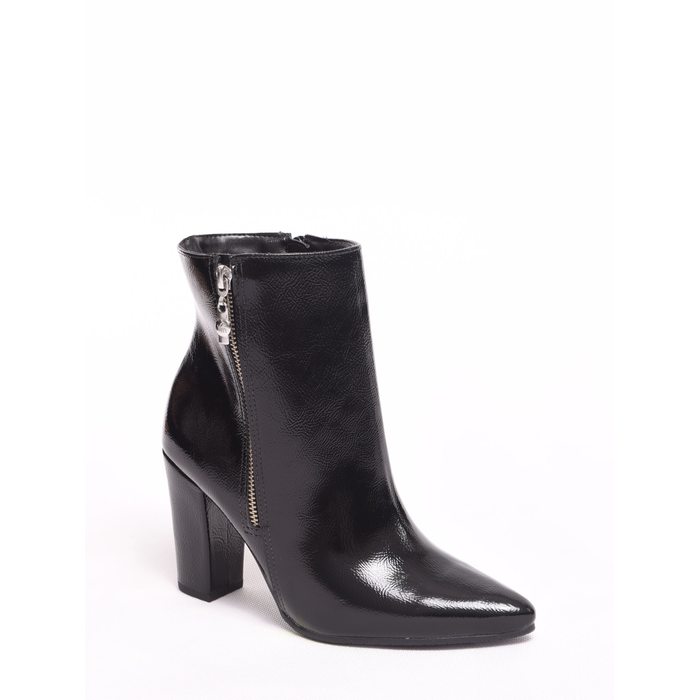 Bota Ankle Boot Via Marte Veniz Molhado Zíper Lateral Bico Fino Preta