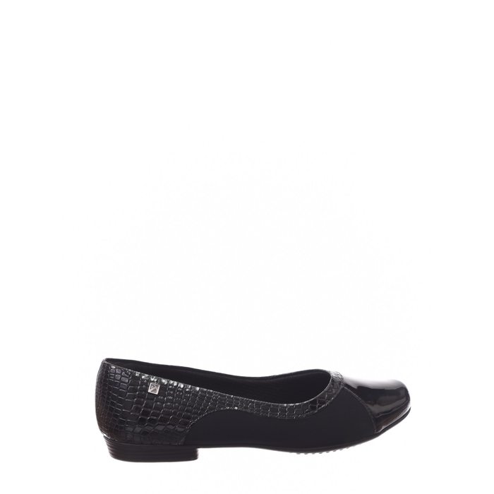 SAPATO PICCADILLY COM PROTETOR PARA JOANETE DETALHE VERNIZ CROCO PRETO