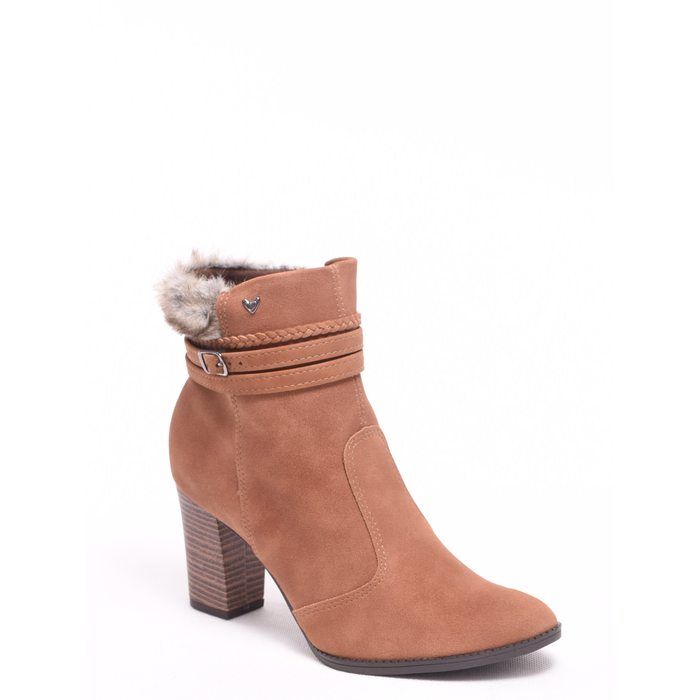 Bota Ankle Boot Mississipi Detalhe Pelo e Tiras Marrom