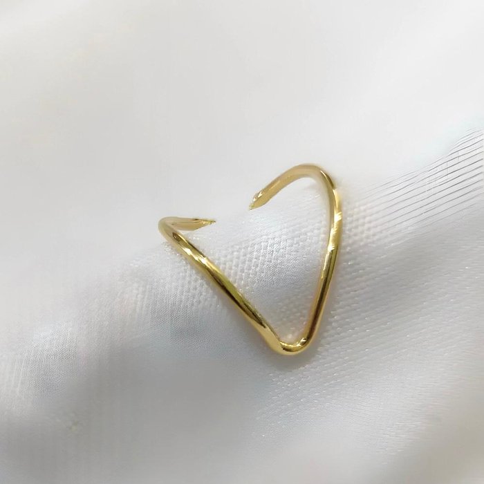 Anel V Fino Ondulado Aberto