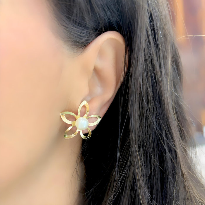 Brinco Flor Perola Móvel