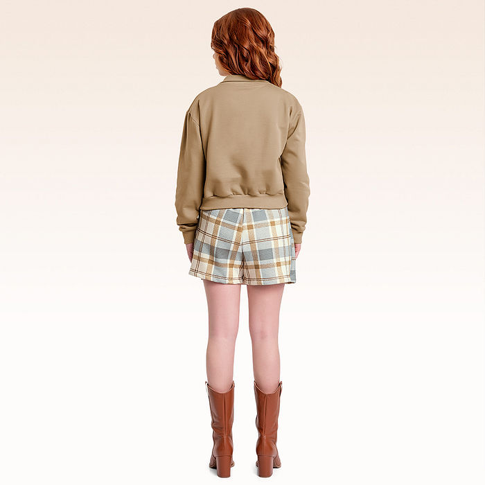 Conjunto blusão e shorts saia