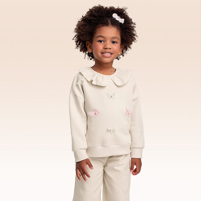 Blusão em moletom aplique borboletas