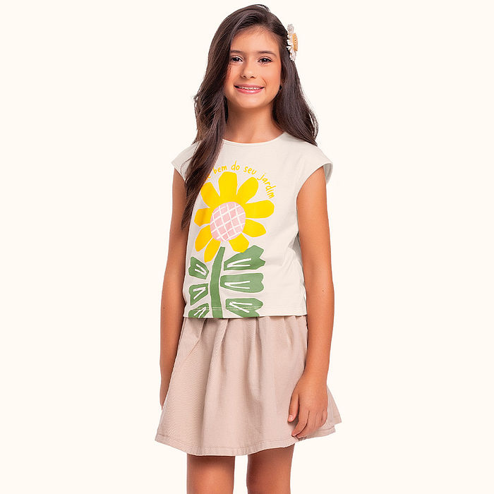 Blusa em meia malha flor