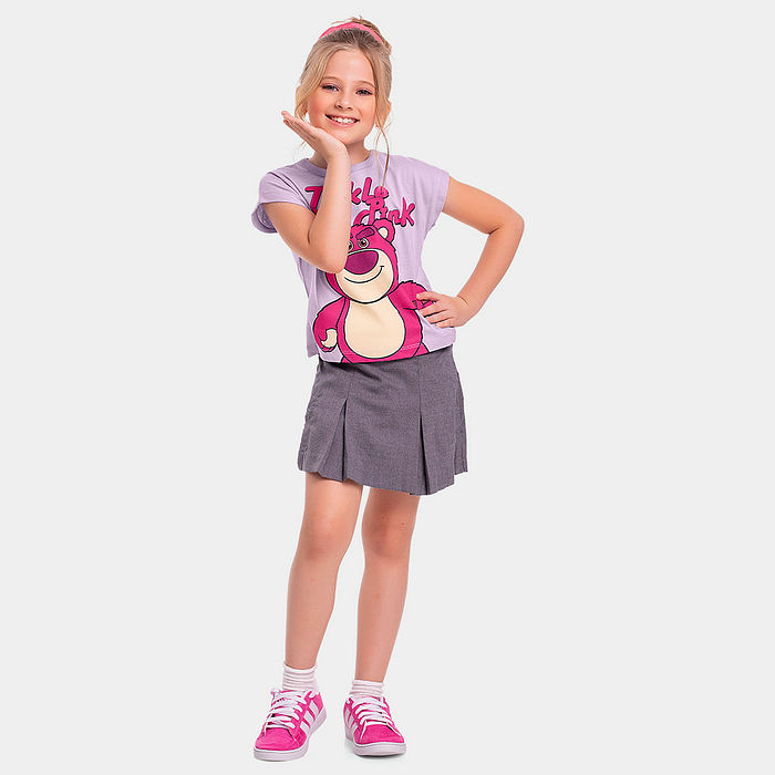 Blusa com etiqueta decorativa Lotso