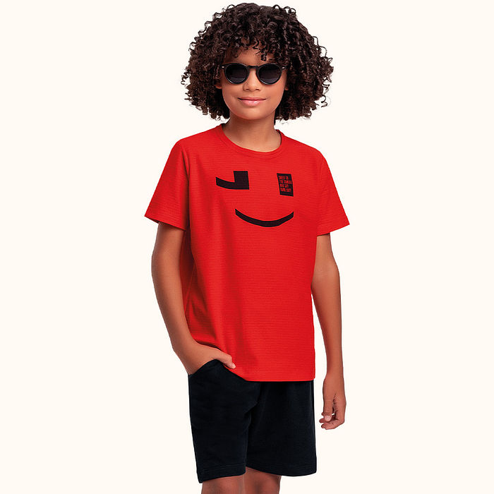 Conjunto camiseta em malha florence e bermuda em moletinho com bolso funcional