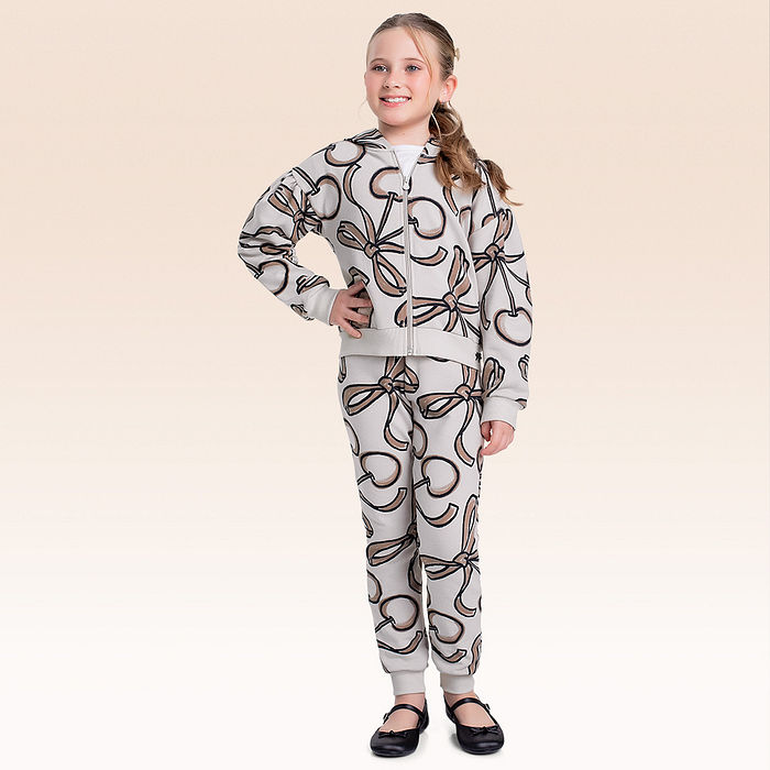 Conjunto jaqueta com capuz e calça