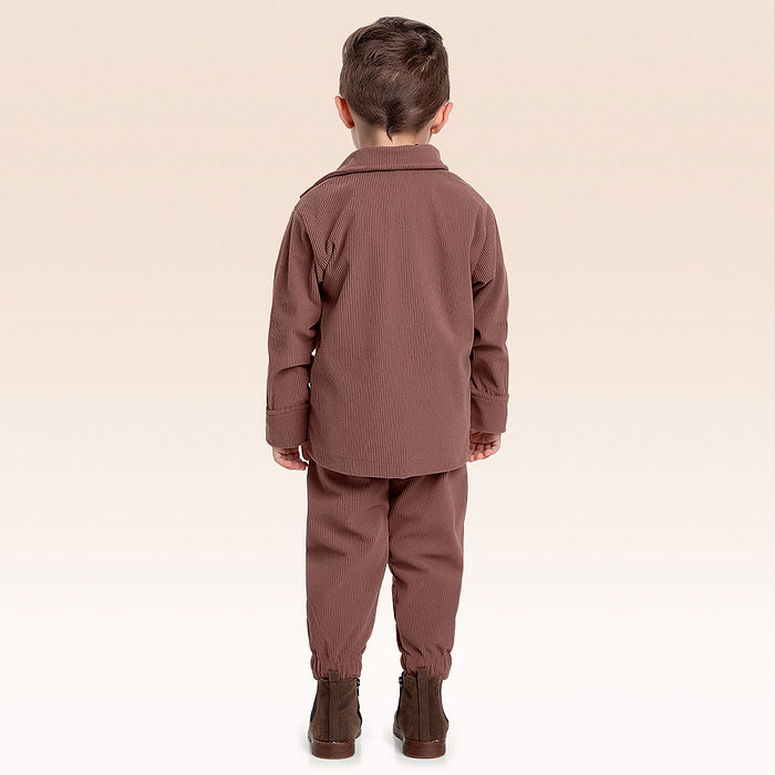 Casaco aberto com botões