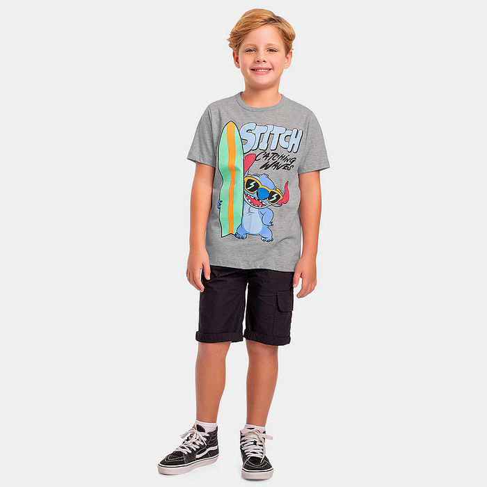 Camiseta manga curta infantil Stitch surf aventureiro em meia malha