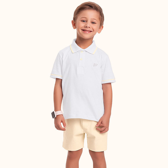 Conjunto camisa polo em meia malha e bermuda em sarja com bordado