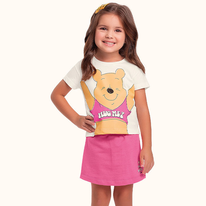 Conjunto blusa em meia malha e short saia em moletinho ursinho pooh