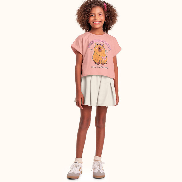 Conjunto blusa capivara em meia malha e short em moletinho