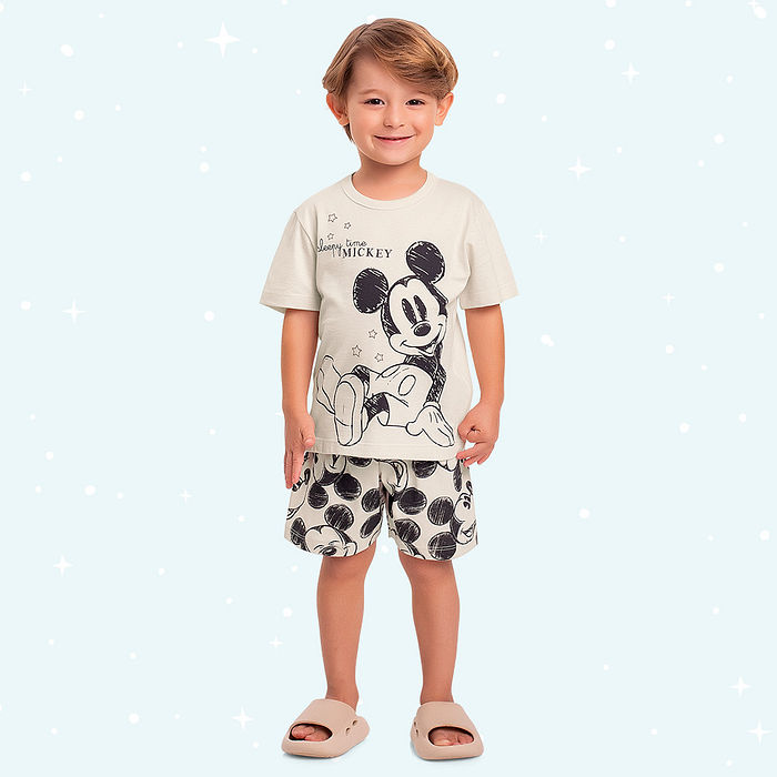 Conjunto pijama infantil camiseta e bermuda Mickey