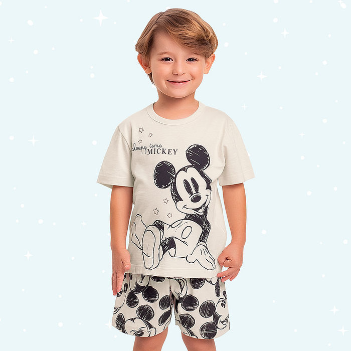 Conjunto pijama infantil camiseta e bermuda Mickey